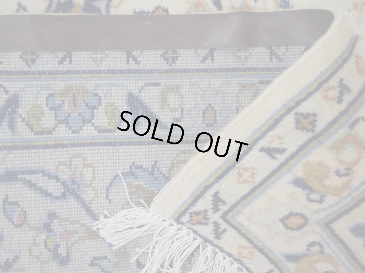 画像14: 美品 ペルシャ 絨毯 カシャーン 縦3.5m 横2.5m 9㎡ 6帖 リビング ダイニング 3人掛けソファ コーナーソファ 大判 サイズ 348 x 245 cm No.344 天然 ウール 手織り トライバル ラグ 敷物 マット カーペット メダリオン ヴィンテージ ビンテージ 大きなお部屋に 中古品に抵抗のある方にもおすすめです。 (14)