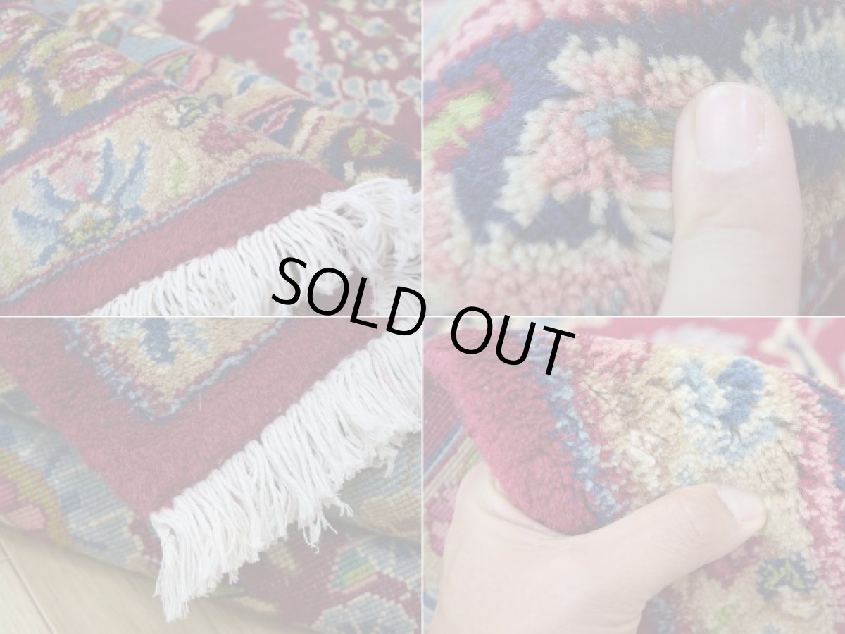 画像17: 美品 ペルシャ 絨毯 ケルマン産 縦3.4m 横2.4m 8.2㎡ 6帖 リビング ダイニング 客室 大判 サイズ 340 x 240 cm No.F157 天然 ウール 手織り ハンドメイド ラグ マット カーペット ワインレッド 赤紫 大きなお部屋に 中古品に抵抗のある方にもおすすめです。 a-F157-340240h096-798 (17)