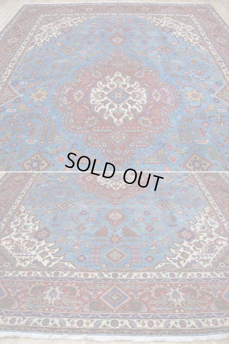 画像10: 良品 ペルシャ 絨毯 タブリーズ 縦4m 横3m 12㎡ 10帖 リビング ダイニング 3人掛けソファ コーナーソファ 大判 サイズ 395 x 300 cm No.F118 天然 ウール 手織り トライバル ラグ 敷物 マット カーペット メダリオン ヴィンテージ ビンテージ スカイブルー 大きなお部屋に b-F118-395300h047-269 (10)