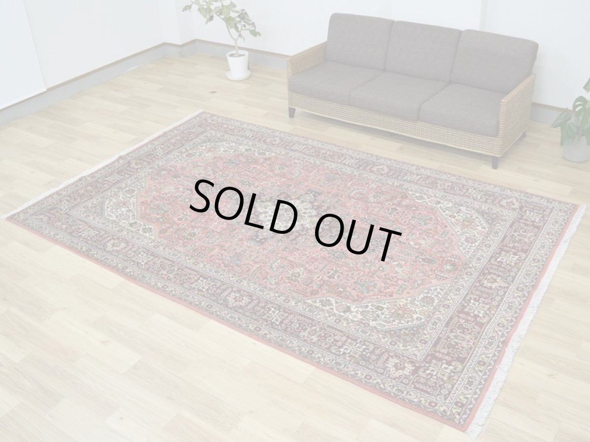 画像3: 良品 ペルシャ 絨毯 タブリーズ 縦3m 横2m 6.2㎡ 6帖 リビング ダイニング 3人掛けソファ コーナーソファ 大判 サイズ 310 x 198 cm No.F181 天然 ウール 手織り トライバル ラグ 敷物 マット カーペット メダリオン ヴィンテージ ビンテージ 大きなお部屋に b-F181-310198h094-036 (3)