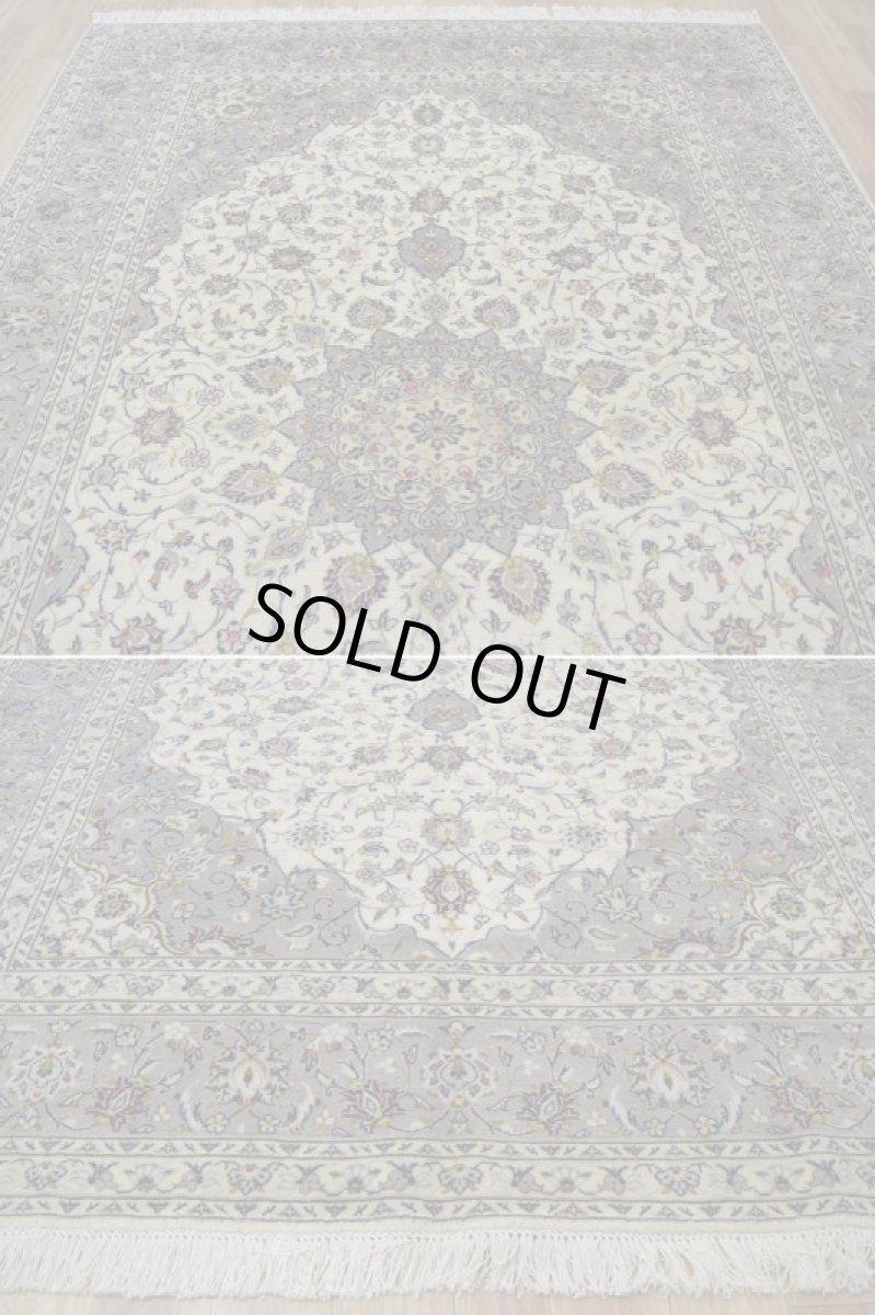 画像7: 美品 ペルシャ 絨毯 カシャーン 縦3m 横2m 6㎡ 〜6帖程度 リビング ダイニング 3人掛けソファ コーナーソファ 大判 サイズ 300 x 205 cm No.339 天然 肉厚 ウール 手織り トライバル ラグ 敷物 マット カーペット メダリオン ヴィンテージ ビンテージ 中古品に抵抗のある方にもおすすめです。 a-339-300205s007-019 (7)