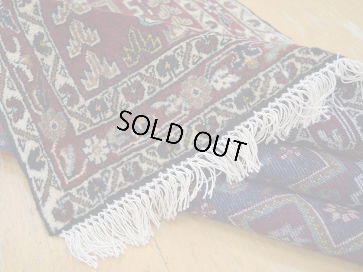 画像13: 良品 ペルシャ 絨毯 シールジャーン 縦1.8m 横1.3m 2.3㎡ 〜2帖 2人掛けソファ センターテーブル ラグ サイズ 175 x 127 cm E136 天然 ウール 手織り ハンドメイド トライバル ラグ 部族絨毯 マット カーペット 動物 柄 幾何学模様 民族柄 ギャッベ(ギャベ)をお探しの方にもお勧めです a-E136-175127h003 (13)