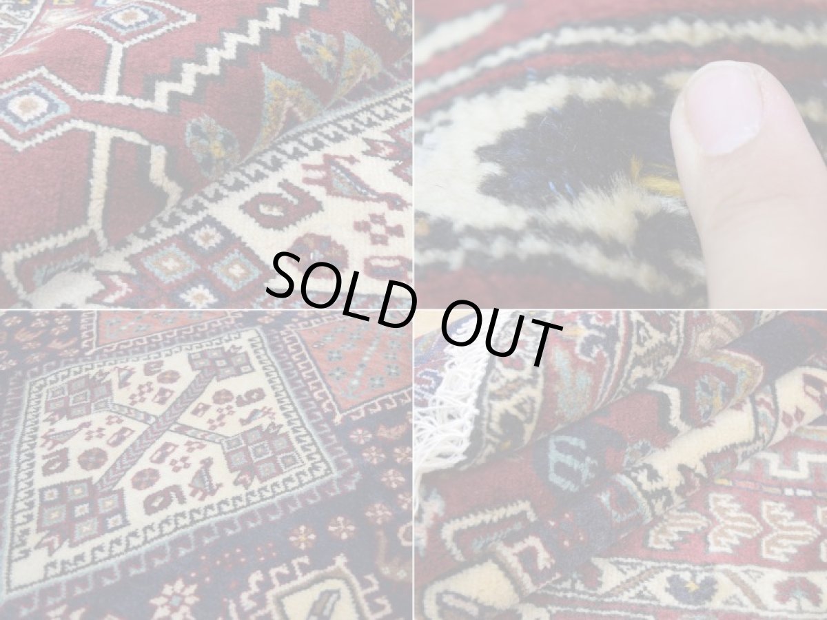 画像17: 良品 ペルシャ 絨毯 シールジャーン 縦1.8m 横1.3m 2.3㎡ 〜2帖 2人掛けソファ センターテーブル ラグ サイズ 175 x 127 cm E136 天然 ウール 手織り ハンドメイド トライバル ラグ 部族絨毯 マット カーペット 動物 柄 幾何学模様 民族柄 ギャッベ(ギャベ)をお探しの方にもお勧めです a-E136-175127h003 (17)