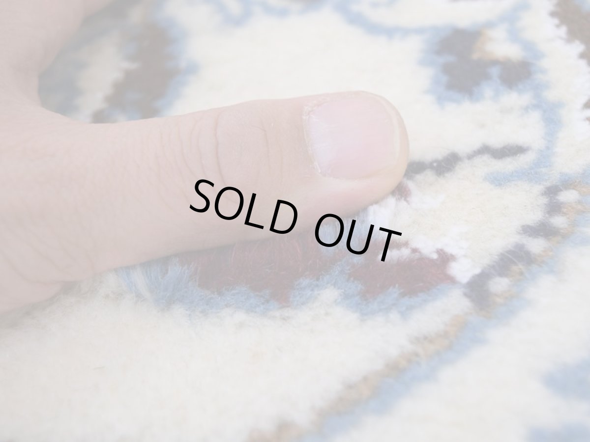 画像11: 新品 ペルシャ 絨毯 ナイン 縦2m 横2m 4㎡ 〜3帖 センターテーブル 2人掛けソファ 正方形 スクエア サイズ 195 x 197 cm No.H15 ウール 手織り ラグ ハンドメイド カーペット 敷物 クラシック スタイル クリーム 生成り (11)