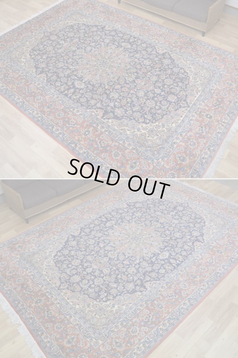 画像5: 極上美品 ペルシャ 絨毯 サルーク産 縦3.7m 横2.6m 10㎡ 〜10帖 リビング ダイニング 客室 大判 サイズ 367 x 255 cm No.518 天然 ウール 手織り ハンドメイド ラグ マット カーペット 淡色 ネイビー オレンジ サーモンピンク 大きなお部屋に 中古品に抵抗のある方にもおすすめです。 s-518-367255s0031-0961 (5)