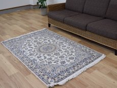 画像3: 新品 ペルシャ 絨毯 ナイン 9la ノーラー 縦1.6m 横1m センター 2人掛け ソファ サイズ 154 x 100 cm No.G56 ウール 手織り ラグ ハンドメイド カーペット 敷物 クラシック スタイル クリーム 生成り 白 アイボリー クリーム (3)