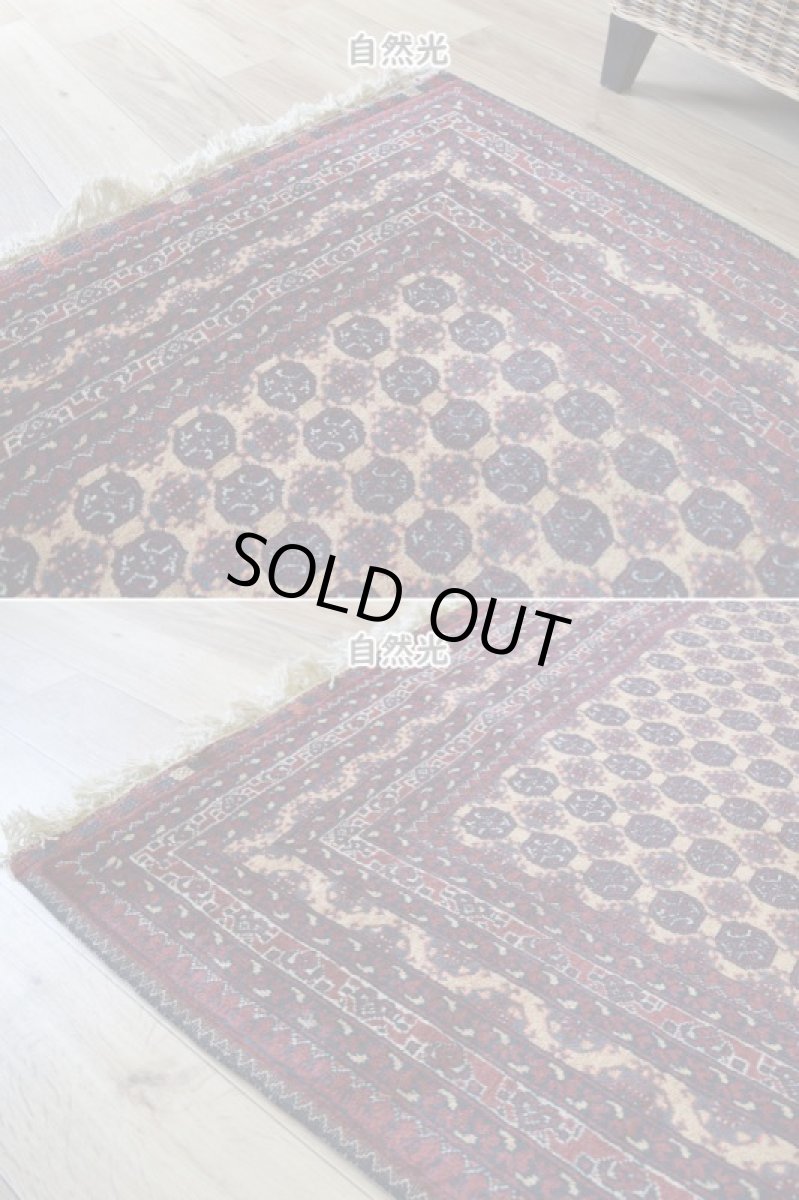 画像11: 美品 ペルシャ 絨毯 トルクメン 縦2m 3㎡ ~3帖 リビング ダイニング 3人掛けソファ サイズ 195 x 150 cm No.526 草木染 ウール 手織り ハンドメイド トライバル ラグ カーペット 赤茶 エンジ 幾何学模様 民族柄 フリンジセルビッジキリム (11)