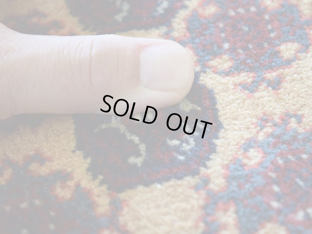 画像13: 美品 ペルシャ 絨毯 トルクメン 縦2m 3㎡ ~3帖 リビング ダイニング 3人掛けソファ サイズ 195 x 150 cm No.526 草木染 ウール 手織り ハンドメイド トライバル ラグ カーペット 赤茶 エンジ 幾何学模様 民族柄 フリンジセルビッジキリム (13)