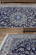画像3: 美品 ペルシャ 絨毯 ナイン 産 9la ノーラー ノーフラ― 縦3m 横2m 6㎡ 〜6帖程度 リビング ダイニング 3人掛けソファ コーナーソファ 大判 サイズ 298 x 198 cm No.504 天然 ウール 手織り トライバル ラグ 敷物 マット カーペット メダリオン ヴィンテージ ビンテージ 中古品に抵抗のある方にもおすすめです。 a-504-298198h099-0921 (3)