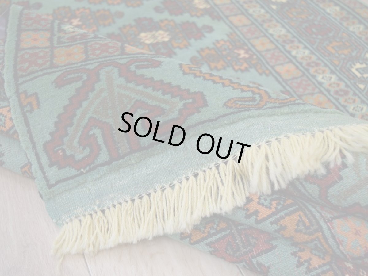 画像14: 新品 ペルシャ 絨毯 トルクメン 縦2m 3㎡ ~3帖 リビング ダイニング 3人掛けソファ サイズ 190 x 136 cm No.519 草木染 ウール 手織り ハンドメイド トライバル ラグ カーペット グリーン 幾何学模様 民族柄 フリンジキリム (14)