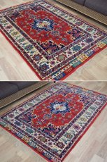 画像6: 美品 ペルシャ 絨毯 グーチャン 産  縦2m 横1.3m 2.5㎡ リビング ダイニング 2〜3人掛けソファ センターテーブル サイズ 190 x 130 cm No.524 天然 ウール シルク 手織り トライバル ラグ 敷物 マット カーペット メダリオン ヴィンテージ ビンテージ 中古品に抵抗のある方にもおすすめです。 s-524-190130s036-028 (6)
