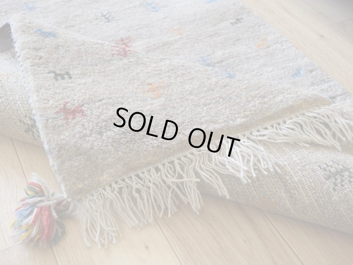 画像14: 新品 ペルシャ ギャッベ 縦1.2m アクセント ラグ サイズ 120 x 75 cm No.435 超肉厚 天然 草木染 ウール 手織り ハンドメイド ギャベ マット カーペット  生命の樹 動物 民族柄 グレー (14)