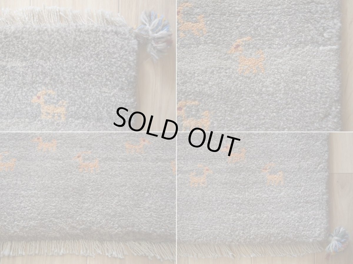 画像17: 新品 ペルシャ ギャッベ 縦1.2m アクセント ラグ サイズ 115 x 83 cm No.475 超肉厚 天然 草木染 ウール 手織り ハンドメイド ギャベ マット カーペット  民族柄 グレー (17)