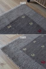 画像9: 新品 ペルシャ ギャッベ 縦1.2m アクセント ラグ サイズ 115 x 75 cm No.484 肉厚 天然 草木染 ウール 手織り ハンドメイド ギャベ マット カーペット シンプル 動物 鹿 民族柄 グレー n-484-11575s57 (9)