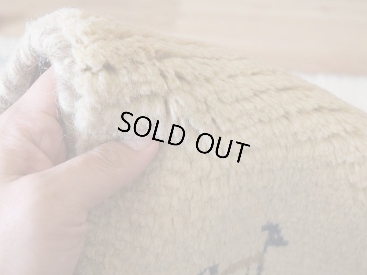 画像14: 新品 ペルシャ ギャッベ 縦1.2m アクセント ラグ サイズ 110 x 80 cm No.473 肉厚 天然 草木染 ウール 手織り ハンドメイド ギャベ マット カーペット  動物 鹿 民族柄 生成り クリーム 白 ホワイト n-473-11080s57 (14)