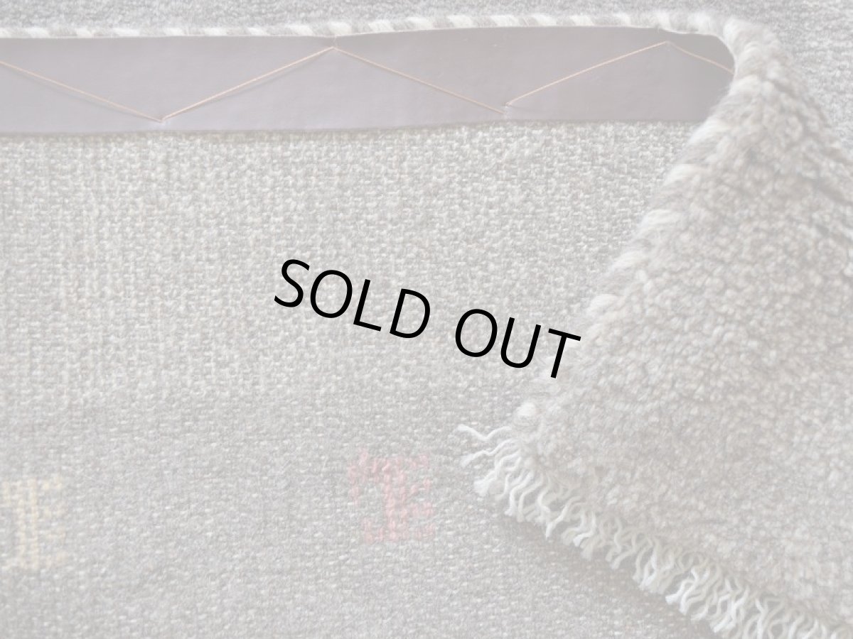 画像16: 新品 ペルシャ ギャッベ 縦1.2m アクセント ラグ サイズ 115 x 75 cm No.484 肉厚 天然 草木染 ウール 手織り ハンドメイド ギャベ マット カーペット シンプル 動物 鹿 民族柄 グレー n-484-11575s57 (16)