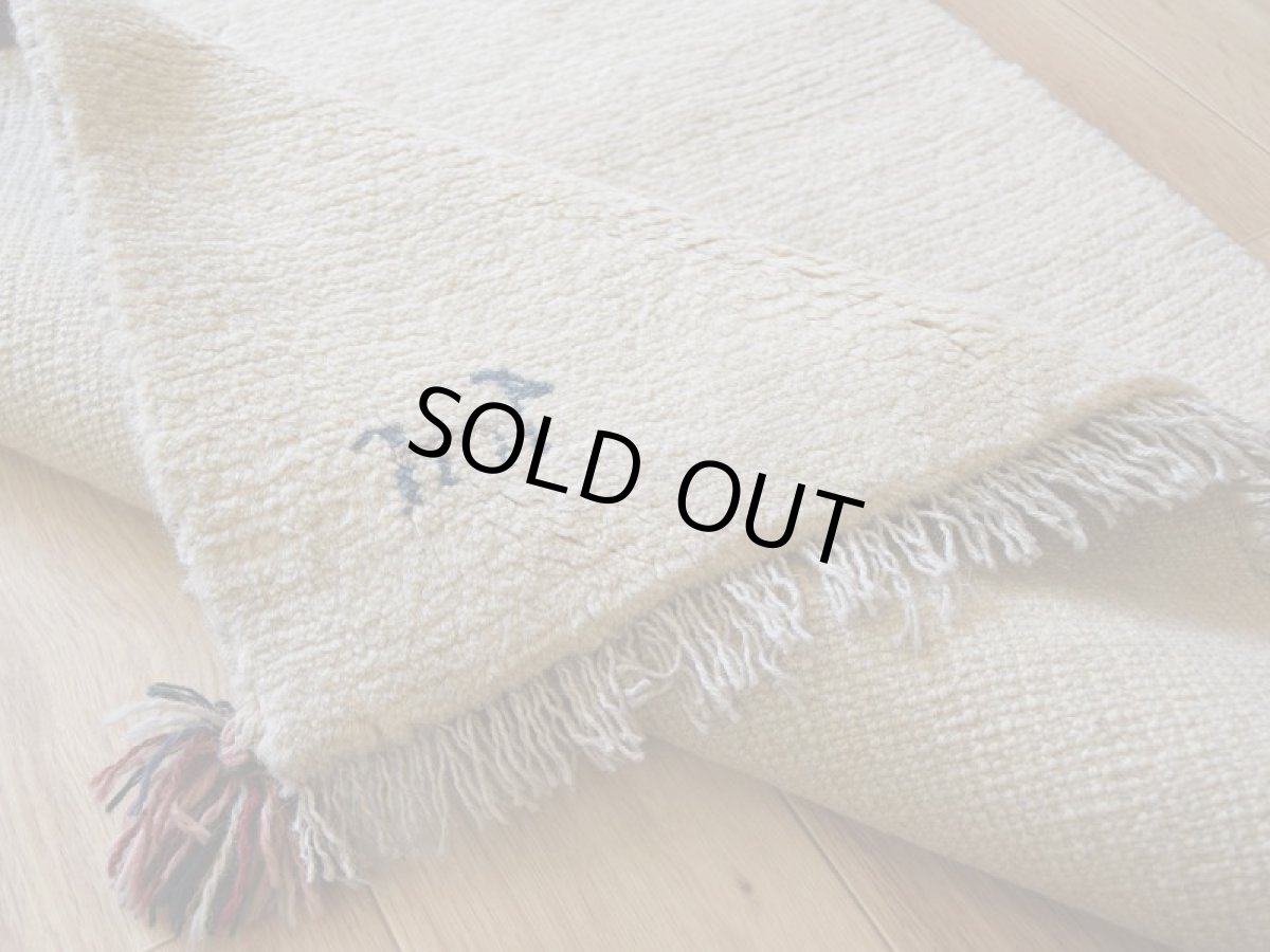 画像15: 新品 ペルシャ ギャッベ 縦1.2m アクセント ラグ サイズ 110 x 80 cm No.473 肉厚 天然 草木染 ウール 手織り ハンドメイド ギャベ マット カーペット  動物 鹿 民族柄 生成り クリーム 白 ホワイト n-473-11080s57 (15)