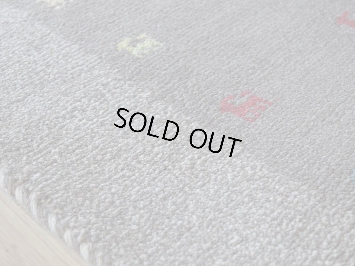 画像12: 新品 ペルシャ ギャッベ 縦1.2m アクセント ラグ サイズ 115 x 75 cm No.484 肉厚 天然 草木染 ウール 手織り ハンドメイド ギャベ マット カーペット シンプル 動物 鹿 民族柄 グレー n-484-11575s57 (12)