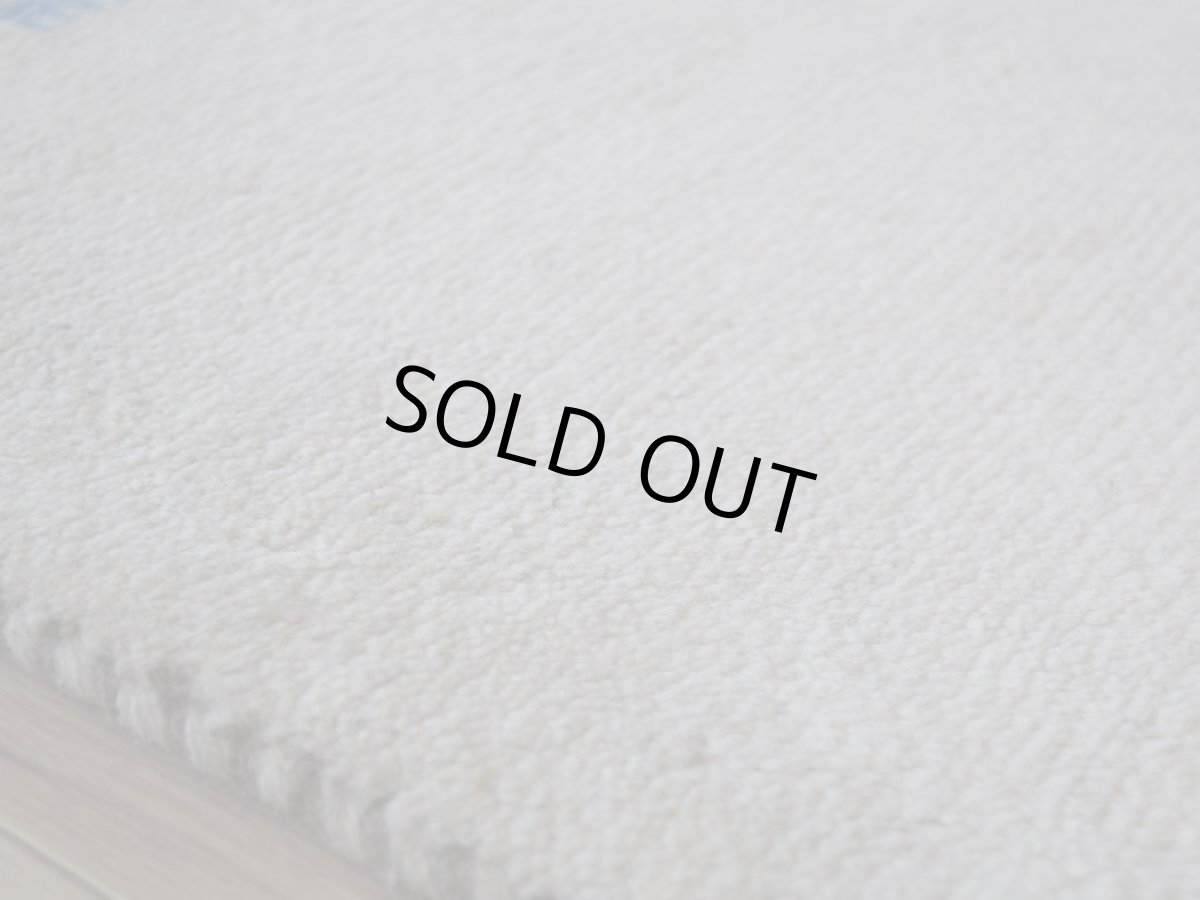 画像13: 新品 ペルシャ ギャッベ 縦1.2m アクセント ラグ サイズ 120 x 75 cm No.487 肉厚 天然 草木染 ウール 手織り ハンドメイド ギャベ マット カーペット  動物 鹿 民族柄 生成り クリーム 白ホワイト系 n-487-120075s57-89 (13)