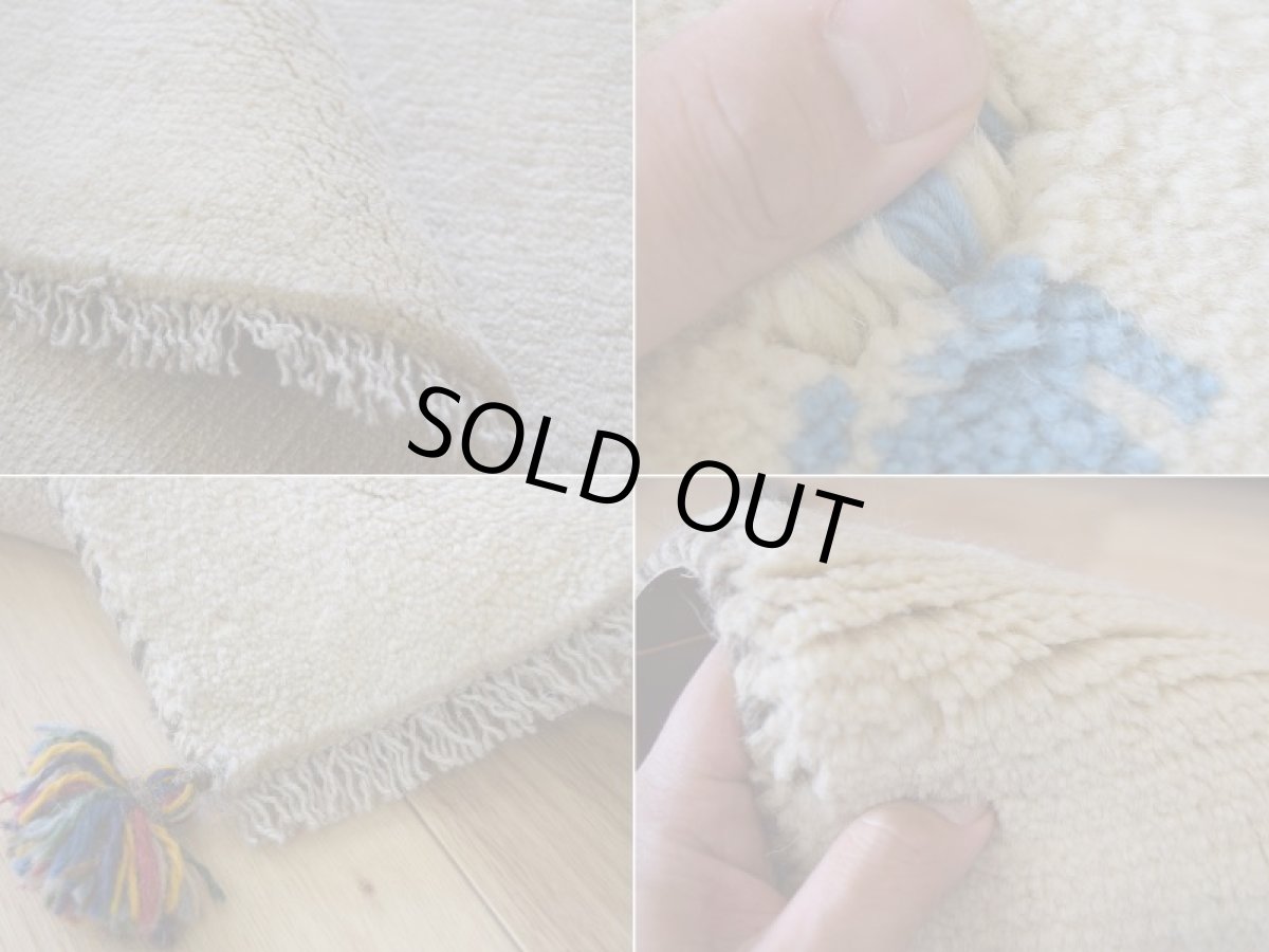 画像18: 新品 ペルシャ ギャッベ 縦1.2m アクセント ラグ サイズ 120 x 75 cm No.487 肉厚 天然 草木染 ウール 手織り ハンドメイド ギャベ マット カーペット  動物 鹿 民族柄 生成り クリーム 白ホワイト系 n-487-120075s57-89 (18)