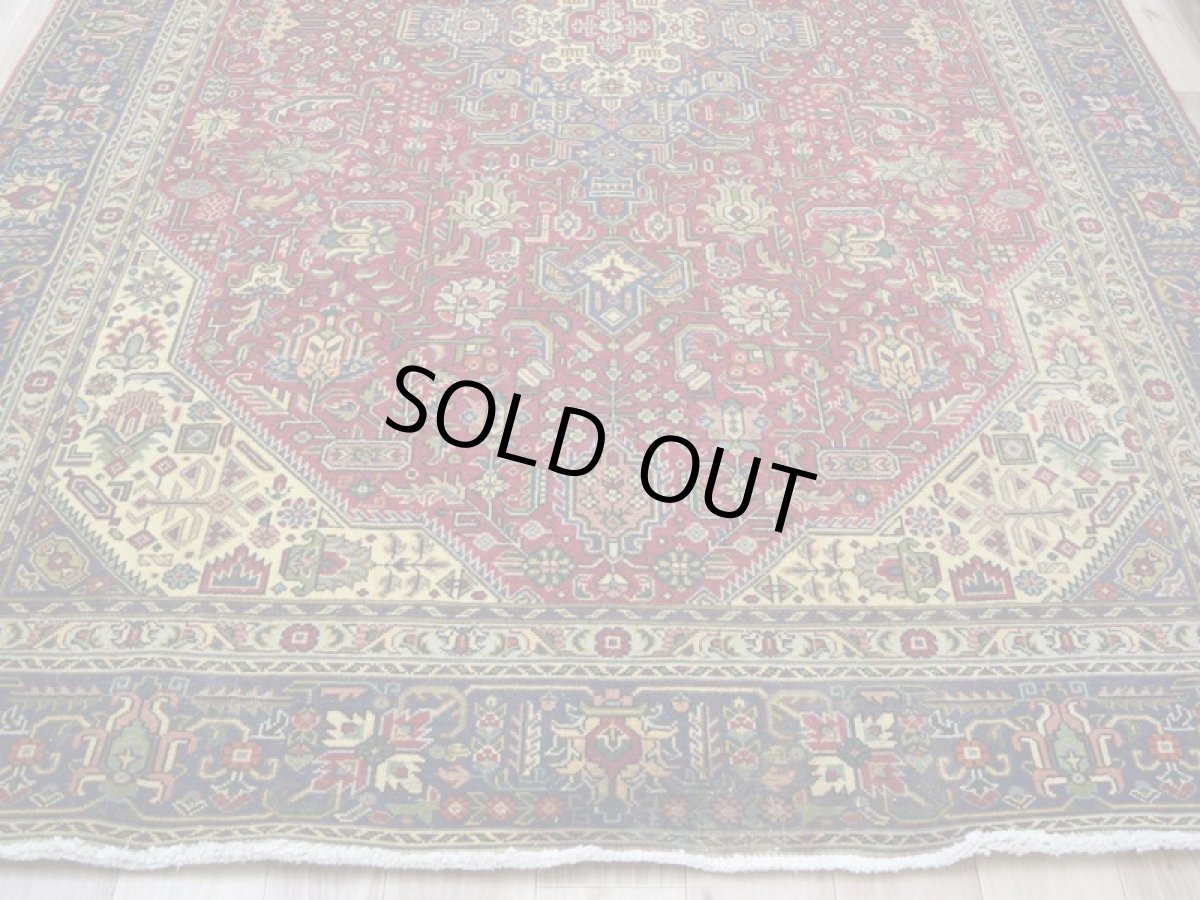 画像6: 【中古品】ペルシャ 絨毯 タブリーズ 縦3m 横2m 〜6㎡ 〜6帖 リビング ダイニング 3人掛けソファ コーナーソファ 大判 サイズ 271 x 180 cm No.D1 天然 ウール 手織り トライバル ラグ 敷物 マット カーペット メダリオン ヴィンテージ ビンテージ【難あり】 (6)