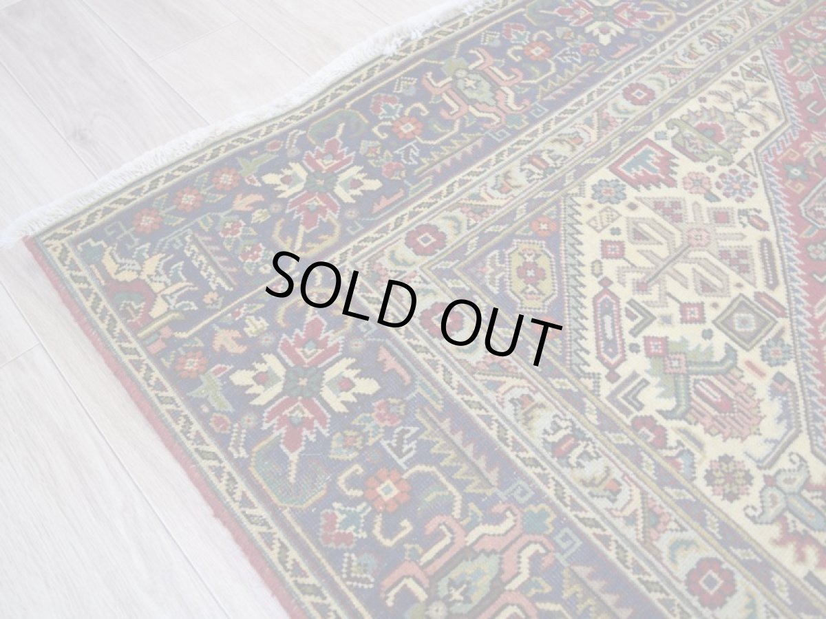 画像9: 【中古品】ペルシャ 絨毯 タブリーズ 縦3m 横2m 〜6㎡ 〜6帖 リビング ダイニング 3人掛けソファ コーナーソファ 大判 サイズ 271 x 180 cm No.D1 天然 ウール 手織り トライバル ラグ 敷物 マット カーペット メダリオン ヴィンテージ ビンテージ【難あり】 (9)