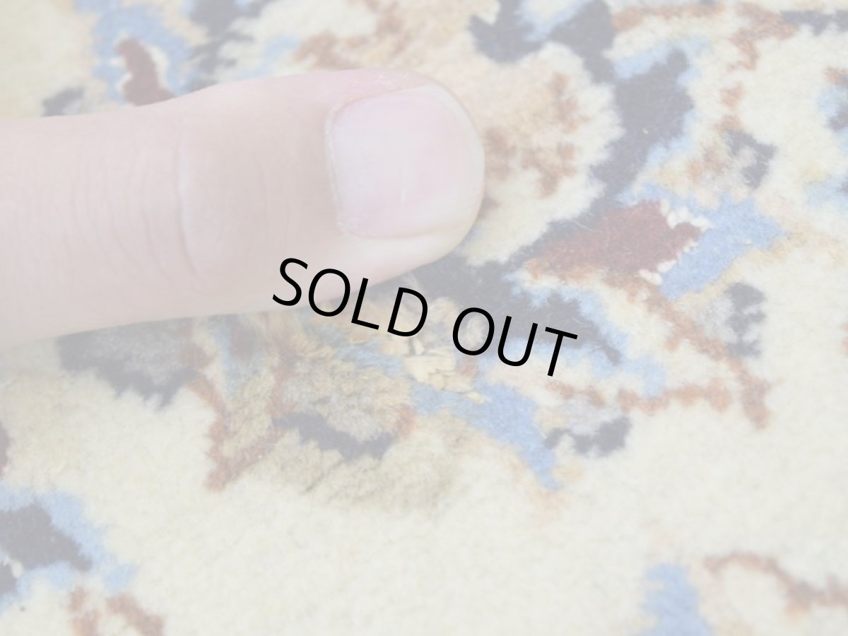 画像7: 【中古品】ペルシャ 絨毯 ナイン 9la 縦2.5m 横1.5m 〜4㎡ 〜3帖程度 リビング ダイニング 3人掛けソファ コーナーソファ 大判 サイズ 250 x 160 cm No.D2 天然 ウール シルク 手織り トライバル ラグ 敷物 マット カーペット メダリオン ヴィンテージ ビンテージ【難あり】 (7)