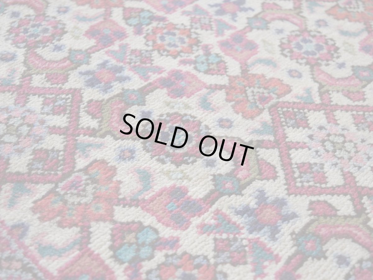 画像11: 良品 ペルシャ 絨毯 タブリーズ 縦3m 横2m 6㎡ 〜6帖 リビング ダイニング 3人掛けソファ コーナーソファ 大判 サイズ 300 x 210 cm No.A145 天然 ウール 手織り トライバル ラグ 敷物 マット カーペット メダリオン マヒ ヘラティ 柄 ヴィンテージ ビンテージ 生成り色 クリーム b-A145-300210h014-035 (11)