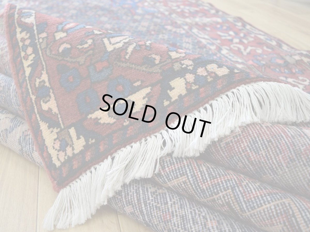 画像14: 良品 経年50年〜 ペルシャ 絨毯 バクティヤリ 縦3m 横2m 6㎡ 〜6帖 リビング ダイニング 3人掛けソファ コーナーソファ 大判 サイズ 309 x 207 cm No.H108 天然 草木染 ウール 手織り トライバル ラグ 敷物 マット カーペット メダリオン ゴルミナ ゴルミナイ ヴィンテージ ビンテージ バクティアリ バフティヤリ b-H108-309207h084-036 (14)