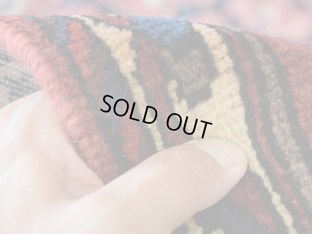 画像13: 良品 経年50年〜 ペルシャ 絨毯 バクティヤリ 縦3m 横2m 6㎡ 〜6帖 リビング ダイニング 3人掛けソファ コーナーソファ 大判 サイズ 309 x 207 cm No.H108 天然 草木染 ウール 手織り トライバル ラグ 敷物 マット カーペット メダリオン ゴルミナ ゴルミナイ ヴィンテージ ビンテージ バクティアリ バフティヤリ b-H108-309207h084-036 (13)