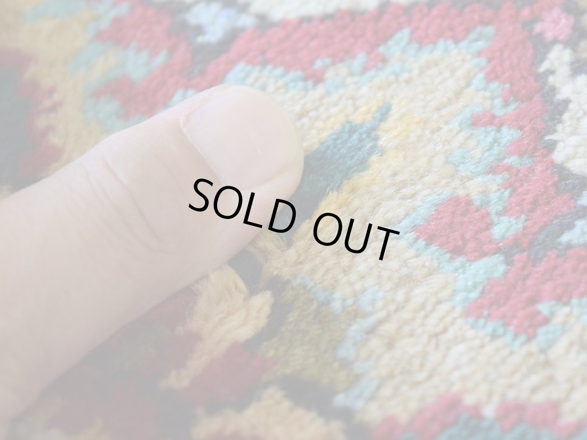 画像10: 良品 ペルシャ 絨毯 タブリーズ 縦3m 横2m 6㎡ 〜6帖 リビング ダイニング 3人掛けソファ コーナーソファ 大判 サイズ 315 x 210 cm No.A108 肉厚 天然 ウール 手織り トライバル ラグ 敷物 マット カーペット メダリオン ヴィンテージ ビンテージ 青 紺 b-A108-315210h014-035 (10)