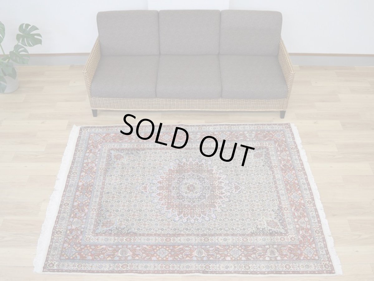 画像2: 新品 ペルシャ 絨毯 ムード 産 縦2m 横1.5m 3㎡ 〜3帖 リビング ダイニング 3人掛けソファ サイズ 194 x 145 cm No.Z109 天然 肉厚 ウール シルク 手織り ハンドメイド トライバル ラグ カーペット マヒ柄 ヘラティ模様 (2)