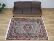 画像2: 新品 ペルシャ 絨毯 ムード 産 縦2m 横1.5m 3㎡ 〜3帖 リビング ダイニング 3人掛けソファ サイズ 194 x 145 cm No.Z109 天然 肉厚 ウール シルク 手織り ハンドメイド トライバル ラグ カーペット マヒ柄 ヘラティ模様 (2)