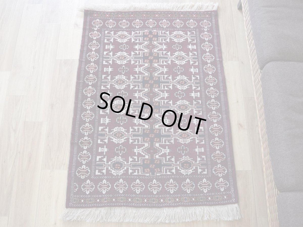画像4: 新品 ペルシャ 絨毯 トルクメン 縦1.2m 横0.9m アクセント サイズ 114 x 82 cm No.35 天然 肉厚 ウール 手織り ハンドメイド トライバル ラグ マット カーペット 赤 エンジ  グリーン ギュル 幾何学模様 民族柄 n-35-11482s001 (4)