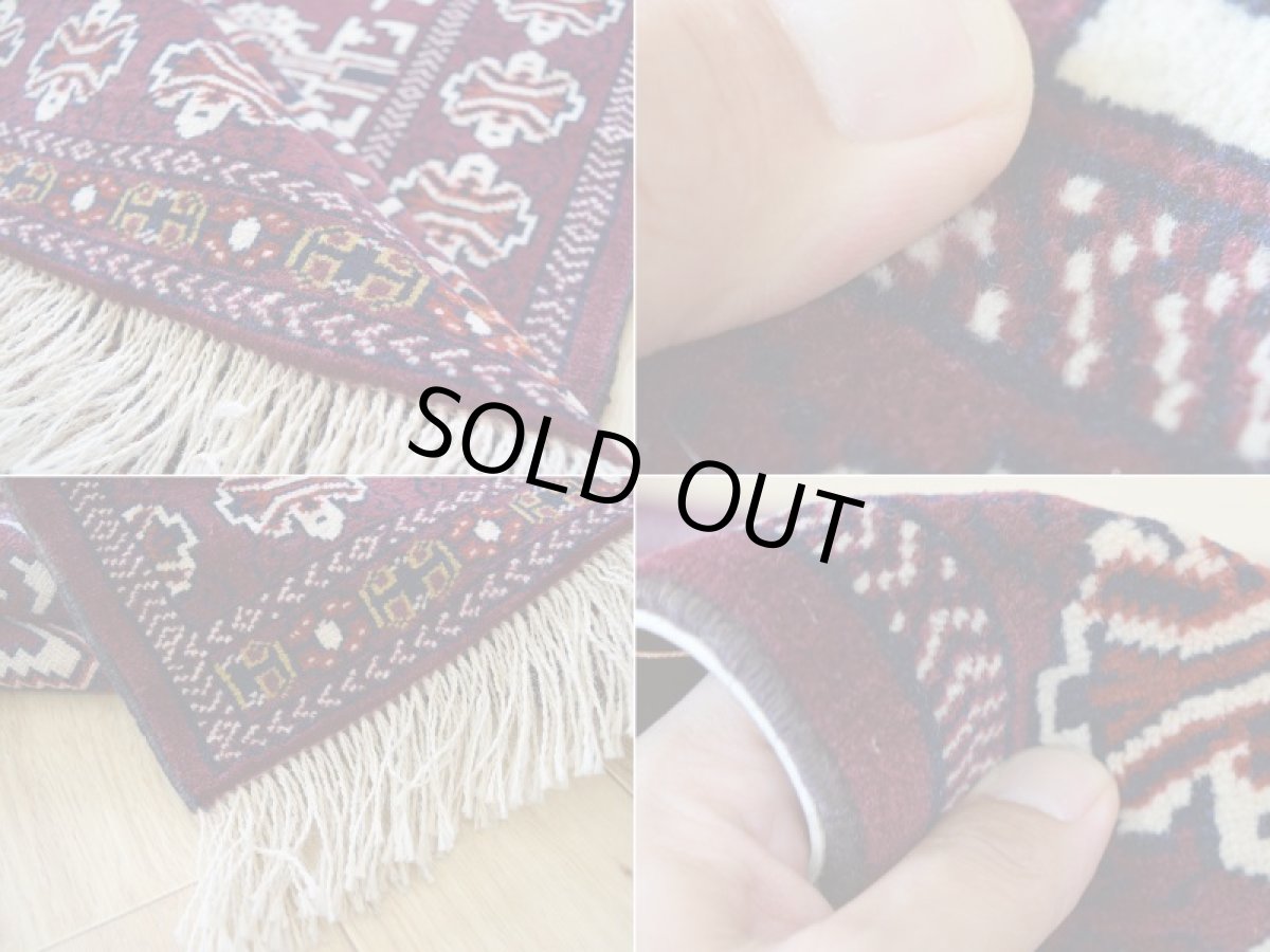 画像18: 新品 ペルシャ 絨毯 トルクメン 縦1.2m 横0.9m アクセント サイズ 114 x 82 cm No.35 天然 肉厚 ウール 手織り ハンドメイド トライバル ラグ マット カーペット 赤 エンジ  グリーン ギュル 幾何学模様 民族柄 n-35-11482s001 (18)