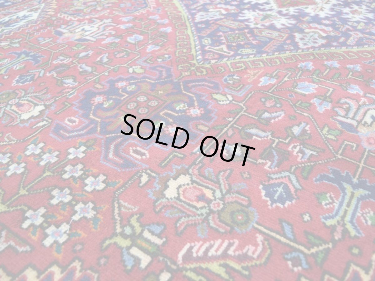 画像10: 良品 ペルシャ 絨毯 タブリーズ 縦3m 横2m 6㎡ 〜6帖 リビング ダイニング 3人掛けソファ コーナーソファ 大判 サイズ 285 x 190 cm No.A115 天然 ウール 手織り トライバル ラグ 敷物 マット カーペット メダリオン ヴィンテージ ビンテージ 赤 b-A115-285190h014-035 (10)