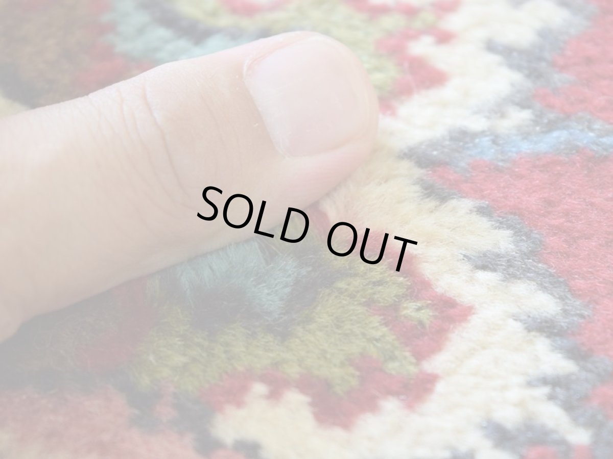 画像11: 良品 ペルシャ 絨毯 タブリーズ 縦3m 横3m 9㎡ 〜8帖 正方形 スクエアタイプ リビング ダイニング 3人掛けソファ コーナーソファ 大判 サイズ 290 x 290 cm No.F153 天然 ウール 手織り トライバル ラグ 敷物 マット カーペット 総柄 オールオーバーデザイン ヴィンテージ ビンテージ 赤 b-F153-290290h076 (11)