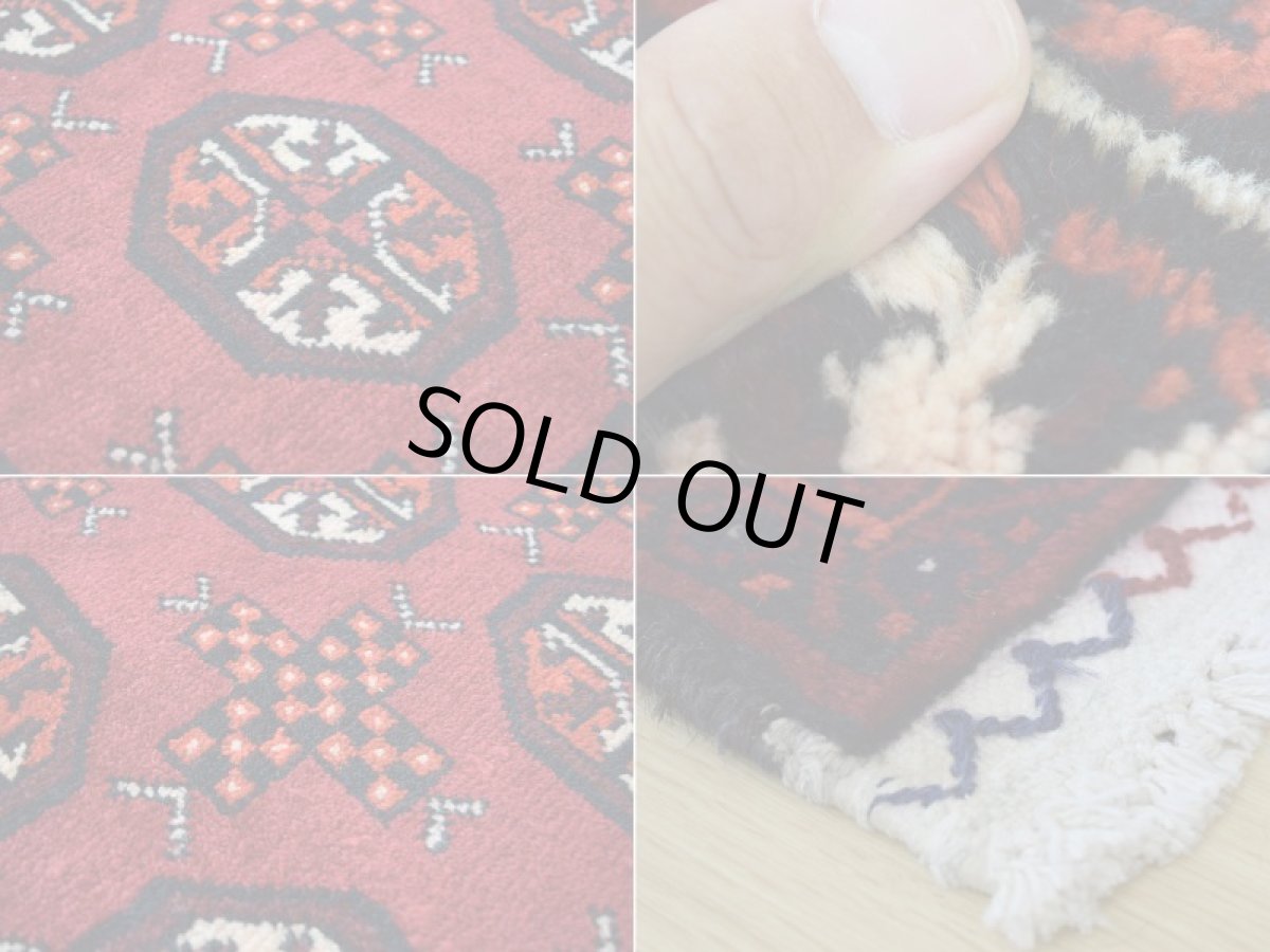 画像18: 良品 ペルシャ 部族絨毯 バルーチ 縦2m 横1.3m 2.7㎡ 〜3帖 リビング ダイニング 2〜3人掛けソファ センターテーブル サイズ 207 x 130 cm No.H12 天然 ウール 手織り トライバル ラグ 敷物 マット カーペット 幾何学模様 ヴィンテージ ビンテージ  b-H12-207130h003p (18)