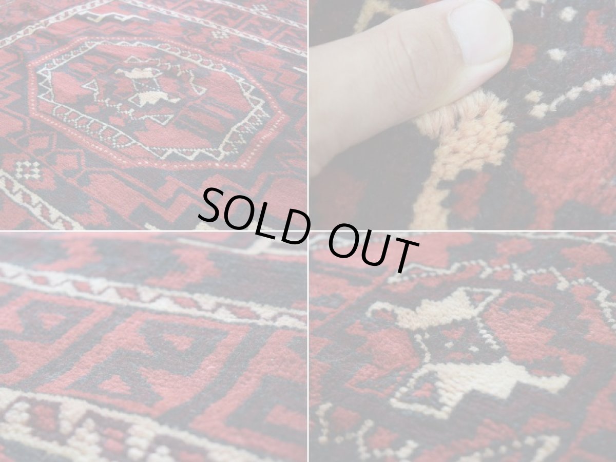 画像16: 中古品 ペルシャ 部族絨毯 バルーチ 縦2.3m 横1.2m 2.7㎡ 〜3帖 リビング ダイニング 2〜3人掛けソファ センターテーブル サイズ 225 x 120 cm No.Z173 天然 ウール 手織り トライバル ラグ 敷物 マット カーペット 幾何学模様 ヴィンテージ ビンテージ  c-z173-225120h57-001 (16)