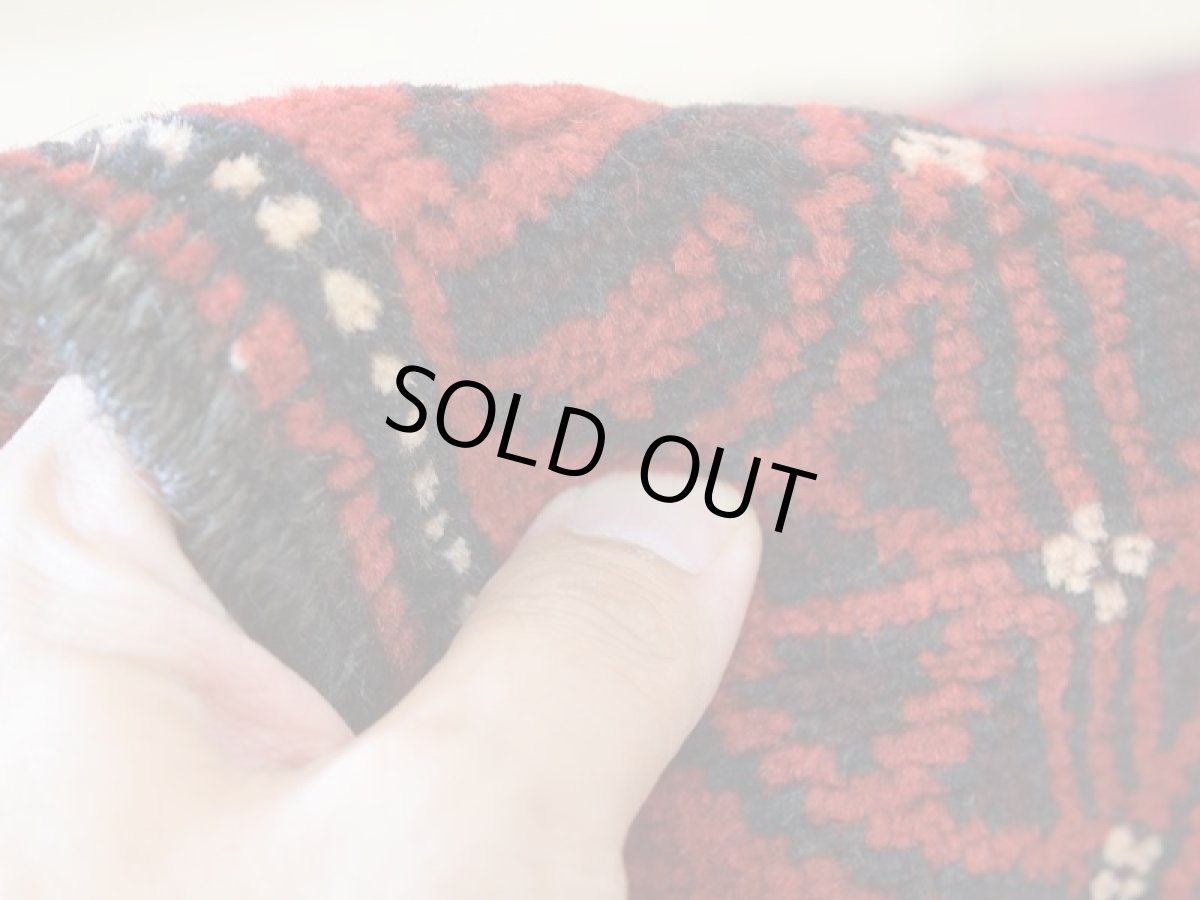 画像13: 中古品 ペルシャ 部族絨毯 バルーチ 縦2.3m 横1.2m 2.7㎡ 〜3帖 リビング ダイニング 2〜3人掛けソファ センターテーブル サイズ 225 x 120 cm No.Z173 天然 ウール 手織り トライバル ラグ 敷物 マット カーペット 幾何学模様 ヴィンテージ ビンテージ  c-z173-225120h57-001 (13)