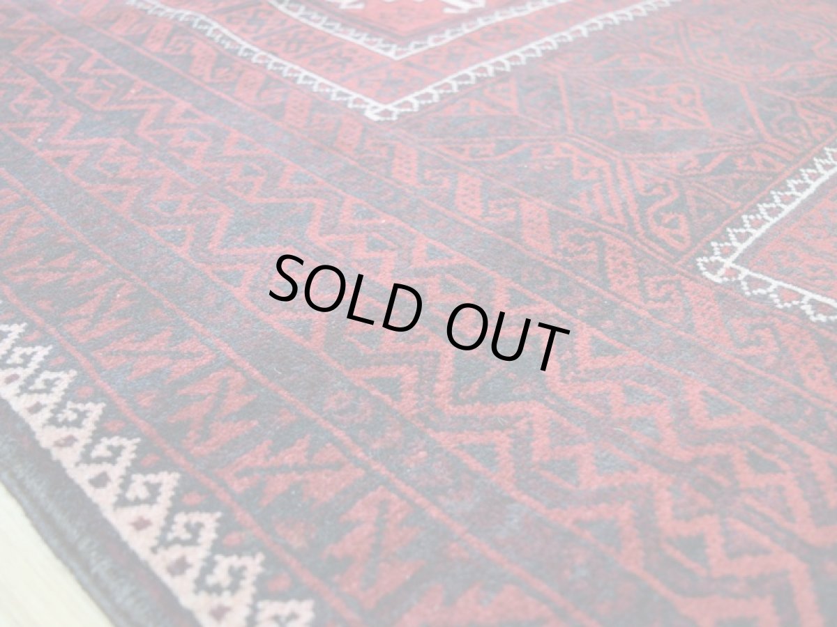 画像12: 中古品 ペルシャ 部族絨毯 バルーチ 縦2.1m 横1.1m 2.3㎡ 〜3帖 リビング ダイニング 2〜3人掛けソファ センターテーブル サイズ 210 x 107 cm No.Z175 天然 ウール 手織り トライバル ラグ 敷物 マット カーペット 幾何学模様 ヴィンテージ ビンテージ  c-z175-210107h57-001 (12)