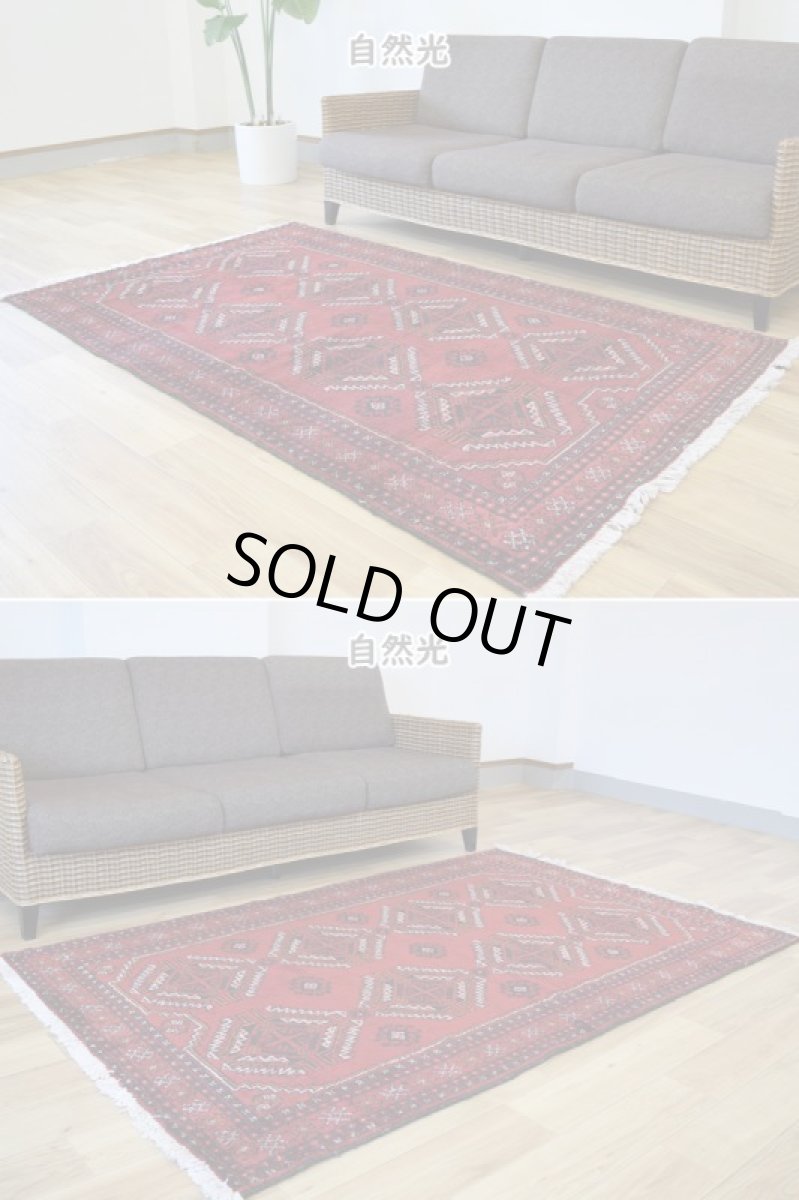 画像5: 中古品 ペルシャ 部族絨毯 バルーチ 縦2m 横1.2m 2.4㎡ 〜3帖 リビング ダイニング 2〜3人掛けソファ センターテーブル サイズ 195 x 120 cm No.Z135 天然 ウール 手織り トライバル ラグ 敷物 マット カーペット 幾何学模様 ヴィンテージ ビンテージ  c-z135-195120h57-001 (5)