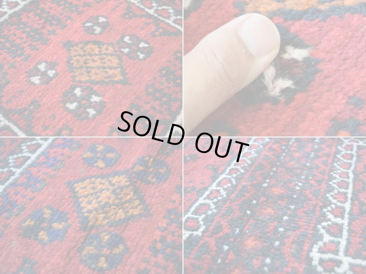 画像17: 中古品 ペルシャ 部族絨毯 バルーチ 縦2.2m 横1.2m 2.5㎡ 〜3帖 リビング ダイニング 2〜3人掛けソファ センターテーブル サイズ 215 x 115 cm No.Z176 天然 ウール 手織り トライバル ラグ 敷物 マット カーペット 幾何学模様 ヴィンテージ ビンテージ  c-z176-215115h57-001 (17)