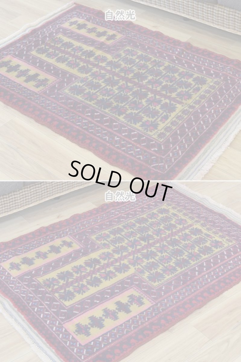 画像6: 良品 ペルシャ 部族絨毯 バルーチ 縦1.3m 横1m アクセントラグ 1〜2人掛けソファ足元 サイズ 128 x 92 cm No.z174 天然 ウール 手織り ハンドメイド トライバル ラグ 敷物 玄関 マット カーペット 幾何学 民族 柄 メヘラビ メヘラブ 模様 b-z174-12892h57-001 (6)