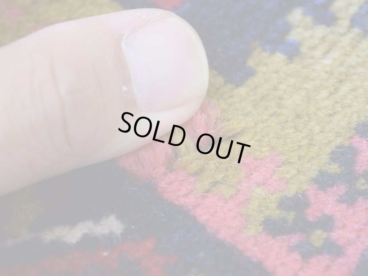 画像11: 良品 ペルシャ 部族絨毯 バルーチ 縦1.3m 横1m アクセントラグ 1〜2人掛けソファ足元 サイズ 128 x 92 cm No.z174 天然 ウール 手織り ハンドメイド トライバル ラグ 敷物 玄関 マット カーペット 幾何学 民族 柄 メヘラビ メヘラブ 模様 b-z174-12892h57-001 (11)