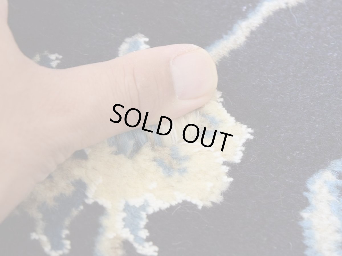 画像11: 新品 ペルシャ 絨毯 タバス 縦2m 横2m 4㎡ 〜3帖 センターテーブル 2人掛けソファ 正方形 スクエア サイズ 200 x 196 cm No.R462 ウール 手織り ラグ ハンドメイド カーペット 敷物 クラシック スタイル クリーム 生成り ダークネイビー nb-r462-200196h053-064 (11)