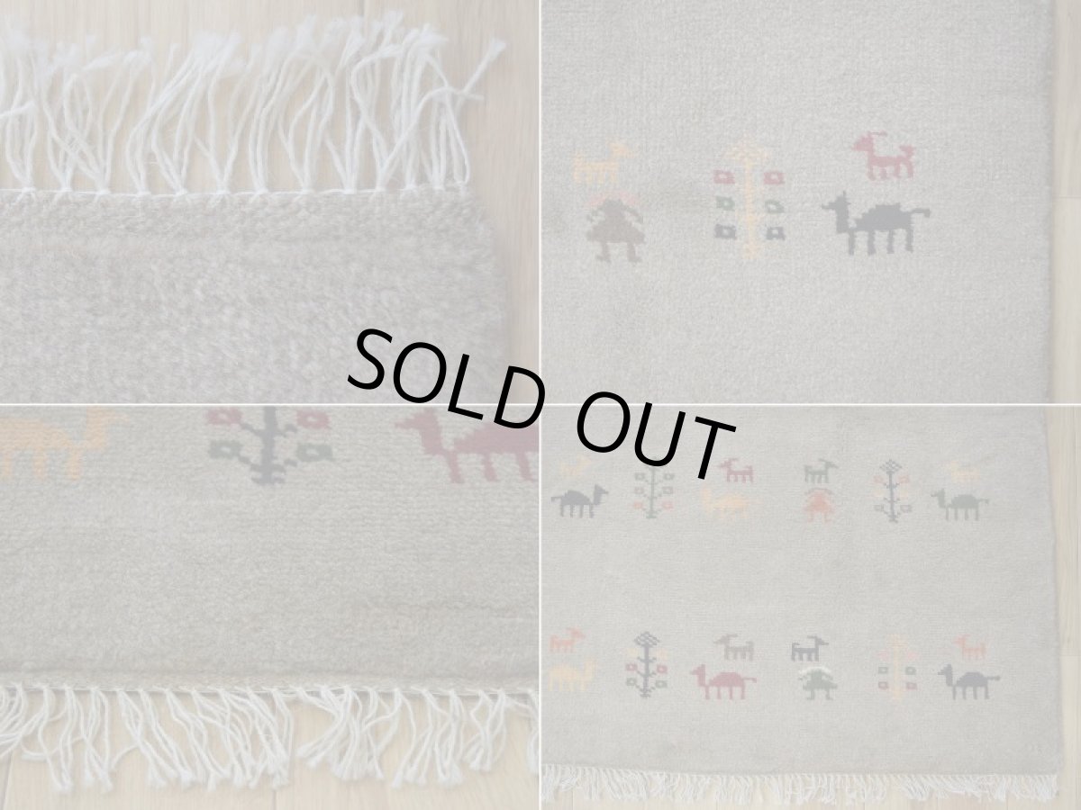 画像19: 新品 ペルシャ ギャッベ 縦2m 横1.5m 3㎡ 〜1帖 リビング ダイニング 2-3人掛けソファ サイズ 196 × 154 cm No.R445 肉厚 天然 ウール ギャベ 手織り ハンドメイド ラグ 絨毯 カーペット リビングダイニングルームやベッドサイドに ライトグレー ベージュ n-r445-196146h051-002 (19)