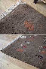 画像8: 新品 ペルシャ ギャッベ 縦2m 横1.5m 3㎡ リビング ダイニング 2-3人掛けソファ サイズ 200 × 151 cm No.R440 肉厚 天然 ウール ギャベ 手織り ハンドメイド ラグ 絨毯 カーペット リビングダイニングルームやベッドサイドに ブラウン 茶 n-r440-200151h051-002 (8)