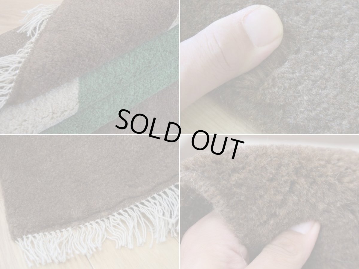 画像20: 新品 ペルシャ ギャッベ 縦2m 横1.6m 3㎡ 〜3帖 リビング ダイニング 2-3人掛けソファ サイズ 194 × 157 cm No.IR422 肉厚 天然 ウール ギャベ 手織り ハンドメイド ラグ 絨毯 カーペット リビングダイニングルームやベッドサイドに チョコレートブラウン グリーン 緑 生成り クリーム n-ir422-194157h051-002 (20)