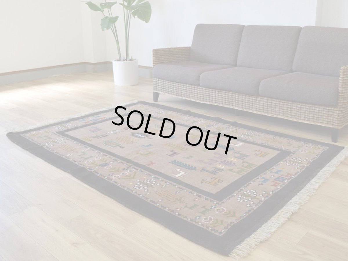 画像2: 新品 ペルシャ ギャッベ 縦2m 横1.4m 2.5㎡ リビング ダイニング 2-3人掛けソファ サイズ 188 × 133 cm No.R414 肉厚 天然 ウール ギャベ 手織り ハンドメイド ラグ 絨毯 カーペット リビングダイニングルームやベッドサイドに ブラウン 茶 動物 植物柄 n-r414-188133h031-071 (2)